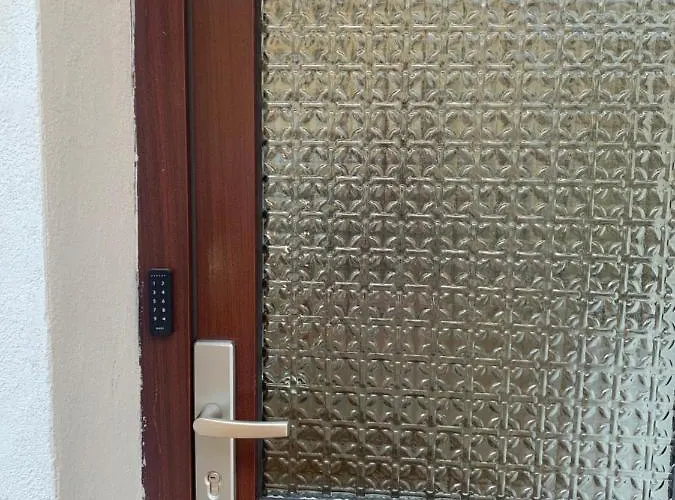 Vega - Free Parking - Self Checkin Apartment