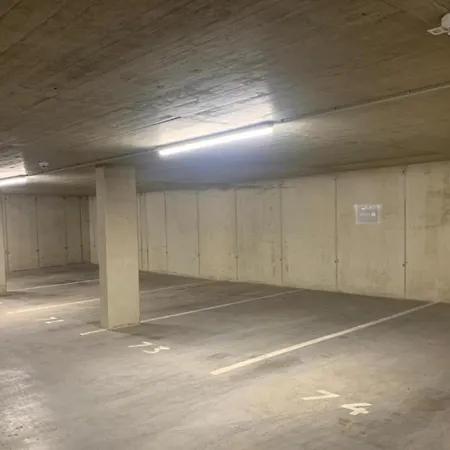 Vega - Free Parking - Self Checkin *